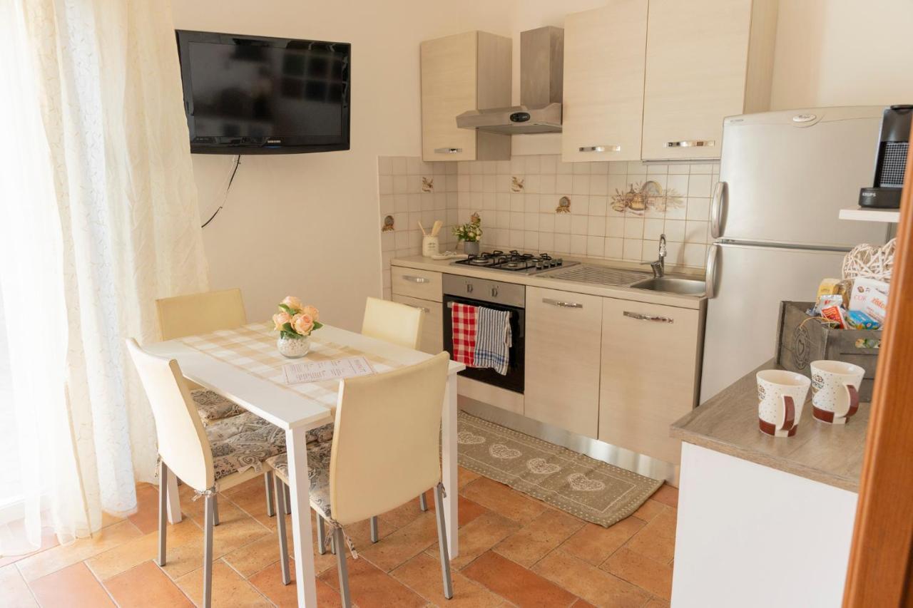 Leto'S Apartment In Sanremo - Parking & Garden Exterior foto